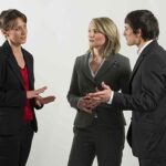 Männer sehen die Welt stärker wettbewerbsorientiert Wettbewerb-Frauen-Männer