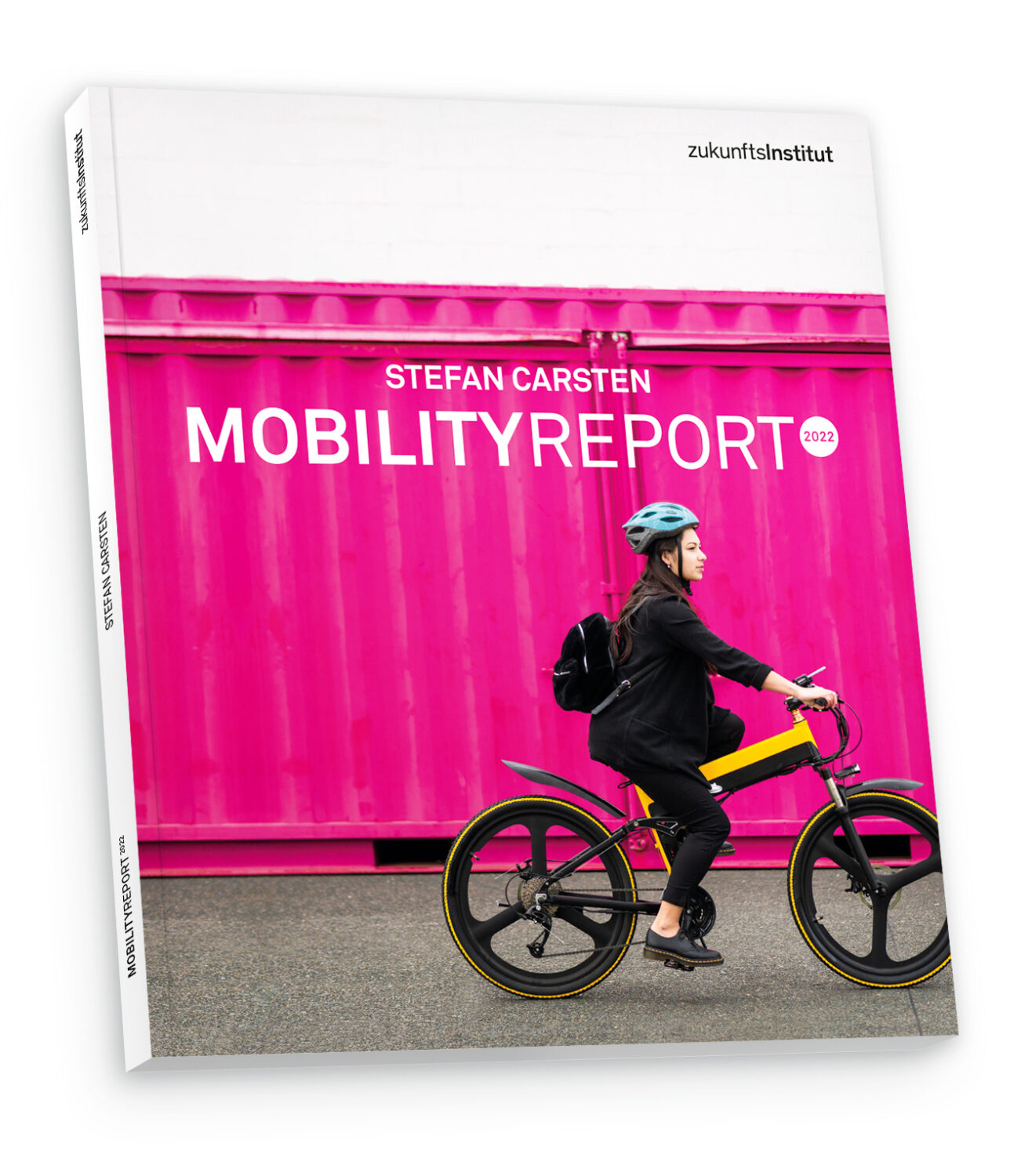 Mobility-Report-2022-Shop-Mockup-1-1-Kopie-scaled Die Mobilität der Zukunft wird klimaneutral - und weiblicher