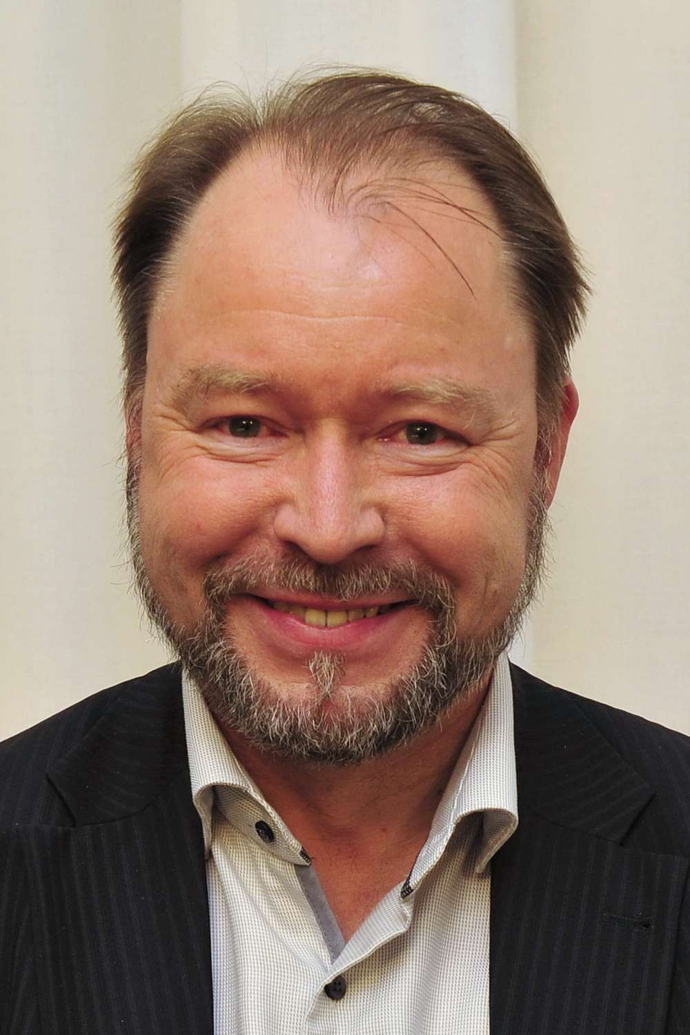 Portrait-Thomas-Strobel-scaled Wie Zukunftslotse Thomas Strobel Unternehmen bis 2050 auf Kurs bringt